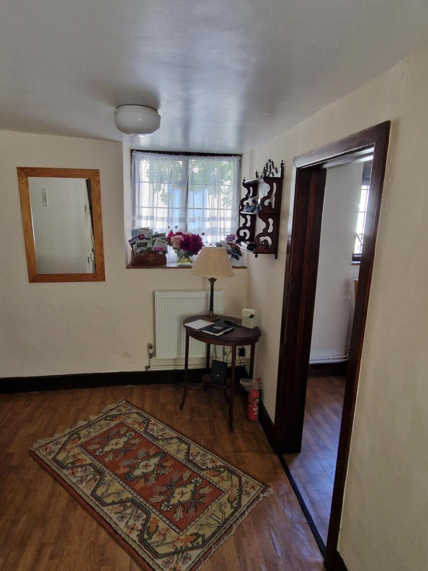 Character 2 Double Bedroom Cottage In Shaftesbury Exterior photo